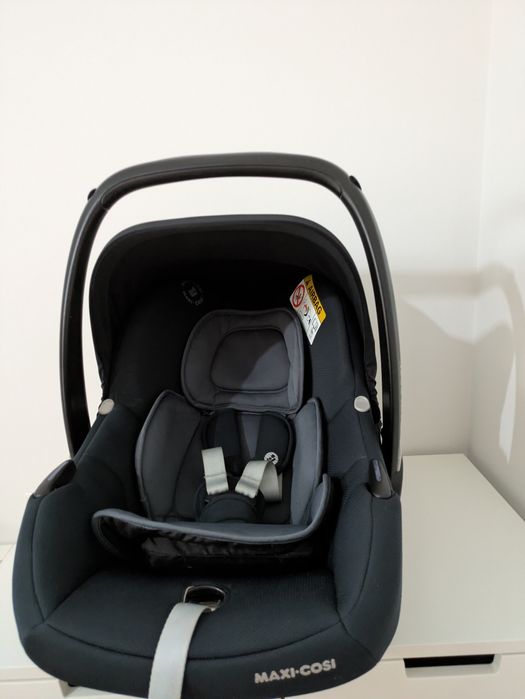 Carrinho de passeio adorra 2 e Ovo Tinca Maxi Cosi A