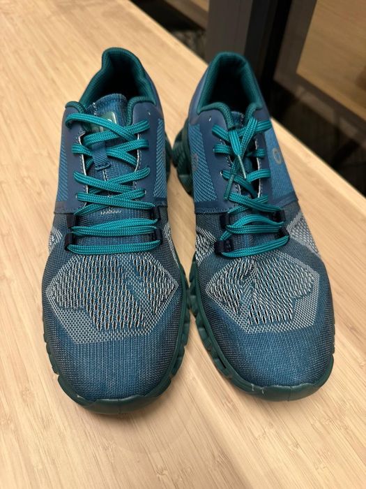 Tênis semi novos tamanho 43