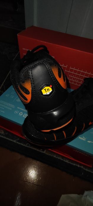 Кросівки нові Nike