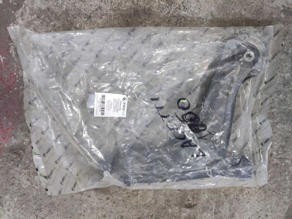 Рычаг передней подвески нижний правый chevrolet lacetti