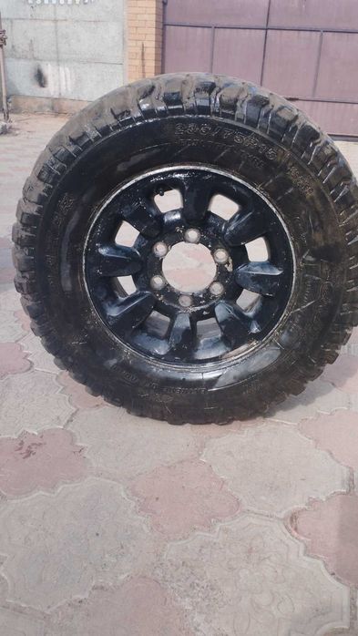 2 грязевых колеса в  зборе forward safari 530  235/75/15