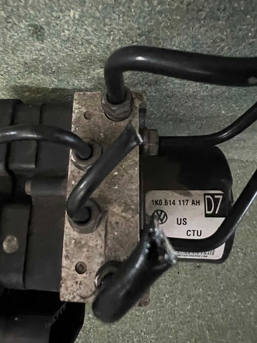 Modulo ABS Vw Golf VI 6 REF: 1K0 /614 117 AH