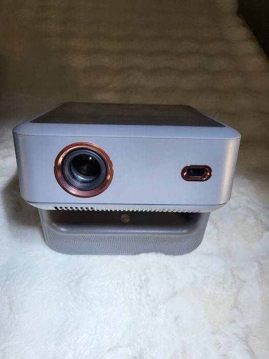 Inteligentny Projektor 2w1 z Ekranem Dotykowym