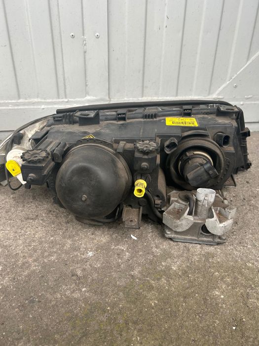 Zestaw lampy ksenon BMW e46