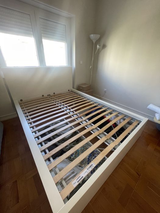 Cama + Estrado + 2 Gavetas de Arrumação IKEA