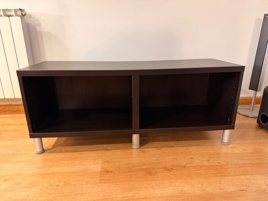 Movel 120x40x38 em bom estado