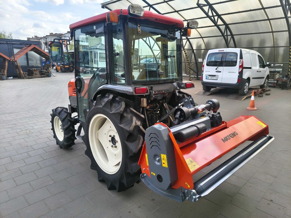 Японський мінітрактор Кубота Kubota KT 285