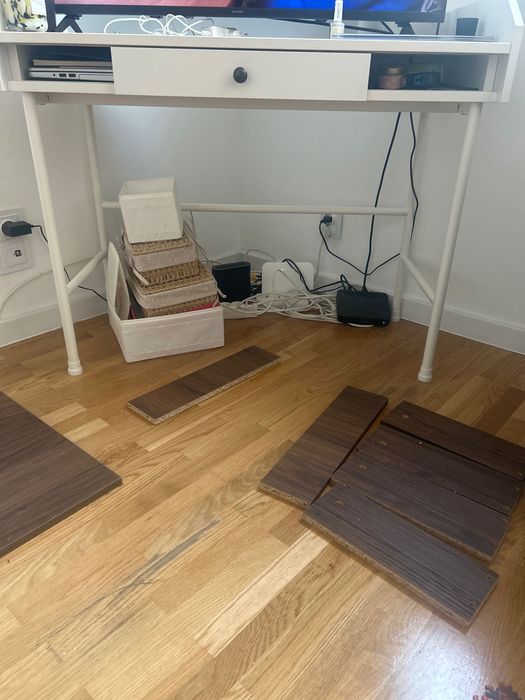 Biurko biale Ikea
