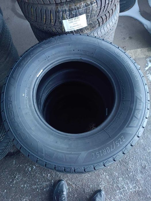 Lassa 225/70 R15C 116/114S Transway 3