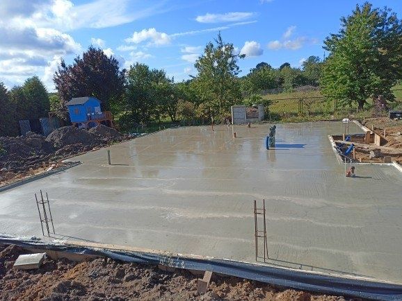 Cieśla, zbrojarz, betoniarz