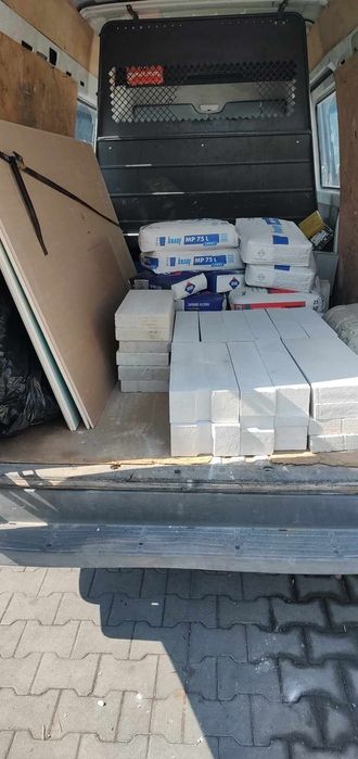 Przeprowadzki,opróżnianie piwnic, transport busem