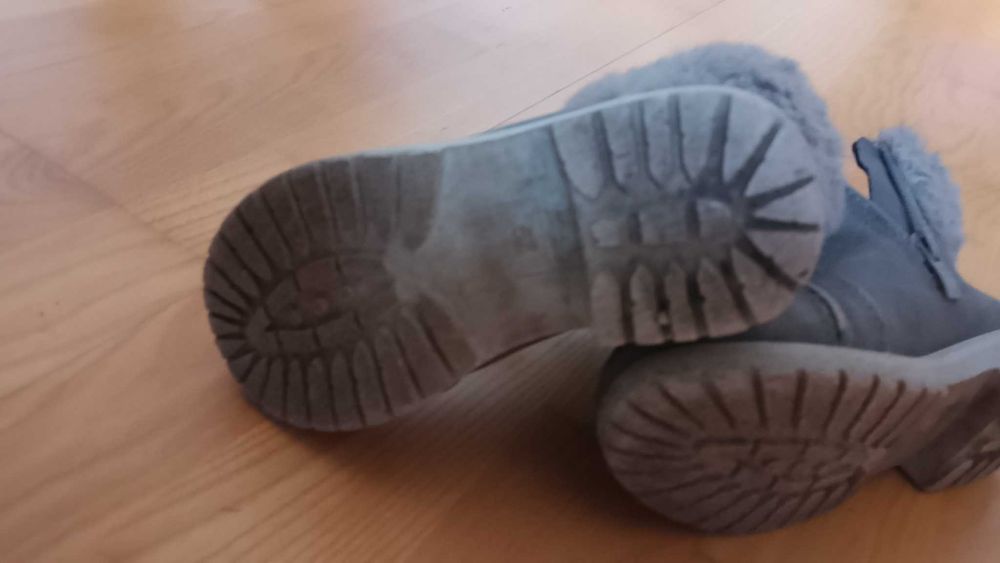 Buty dla dziewczynki