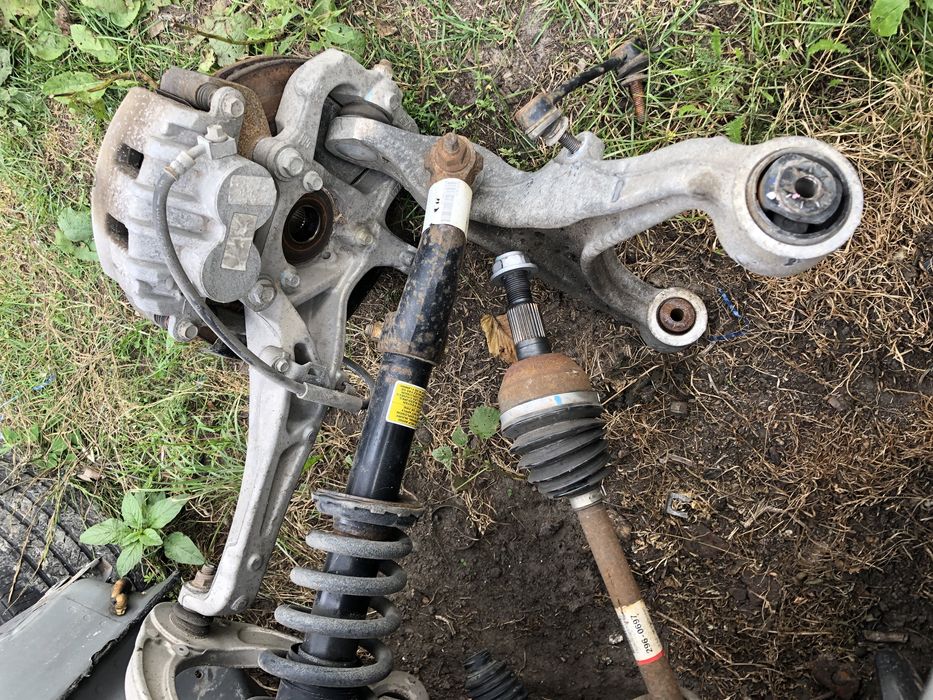 Cadillac CTS II 2008-14 AWD 4x4 Zawieszenie Wahacz Zwrotnica Mcperson