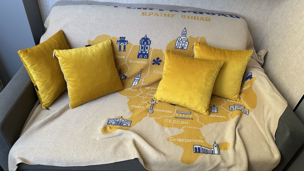 Продам подушки 35*35