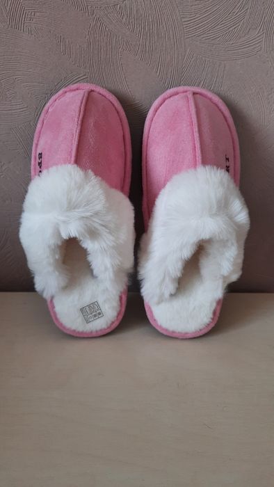 Шикарні, теплі, жіночі тапочки!