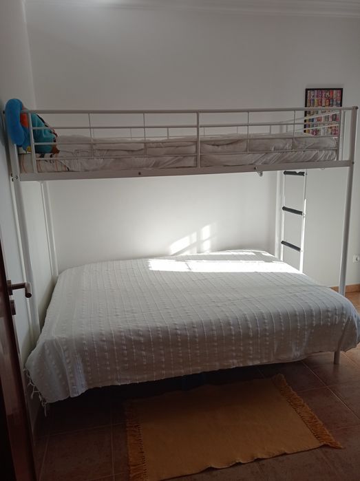 Beliche com cama de casal