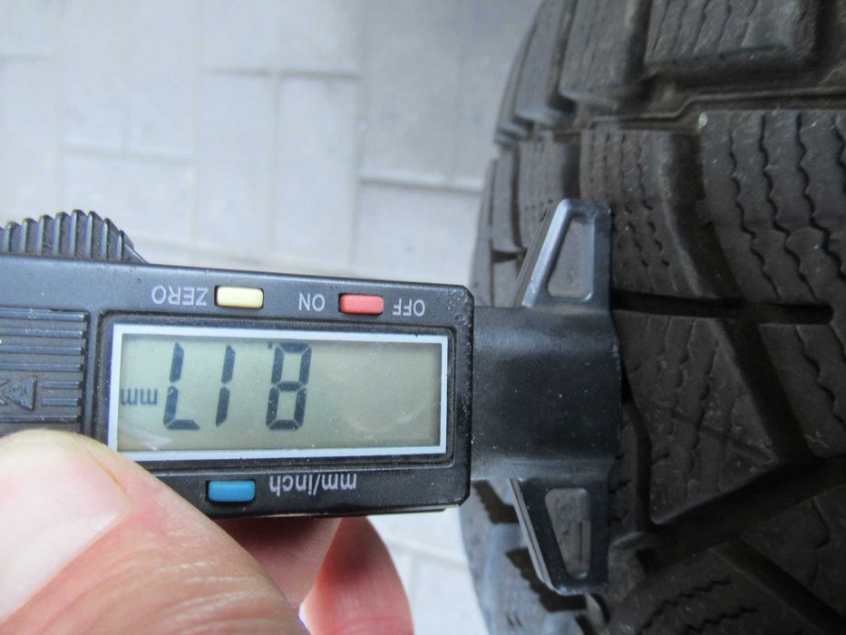 Koła felgi opony zimowe 215/60/16 VW Passat B8 Troc oryginał