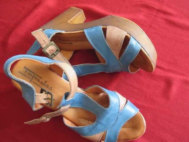 Sandálias - Tapadas