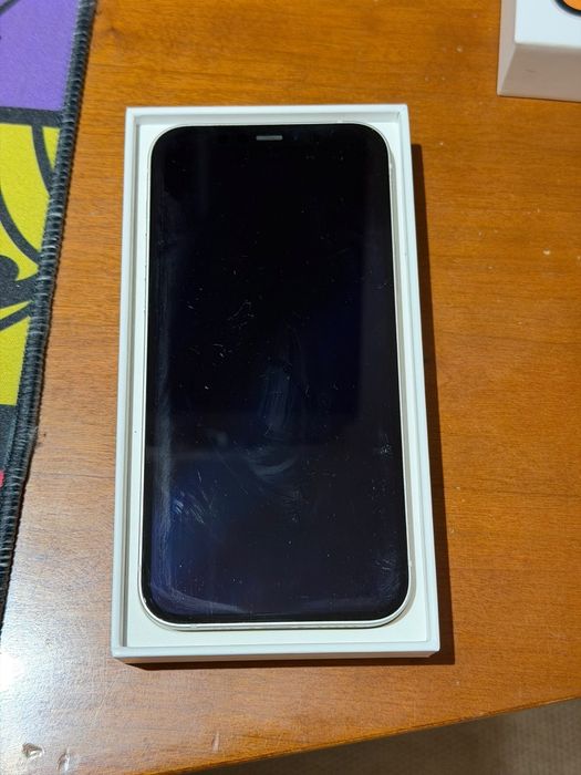 Telemóvel / Iphone 12 64GB