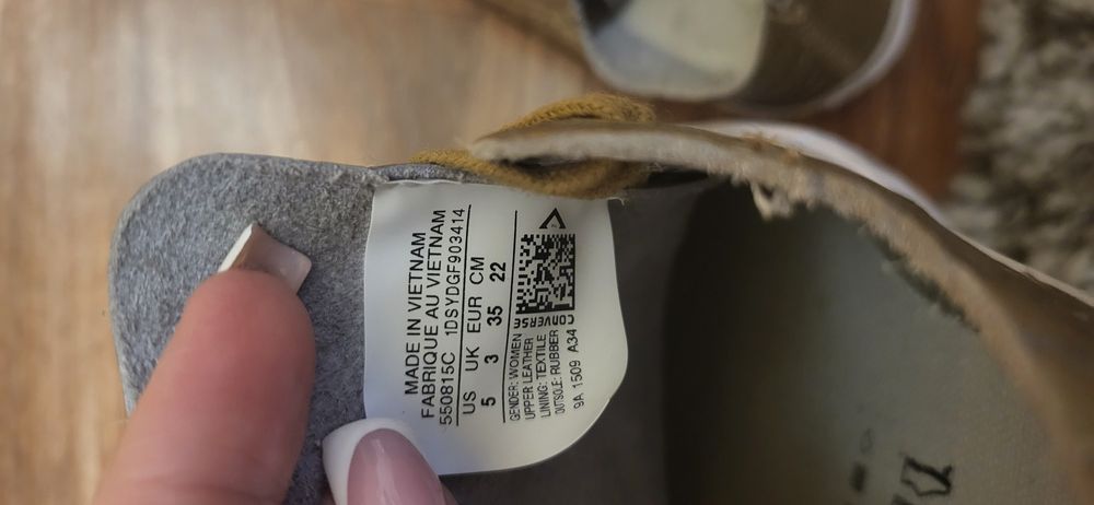 Продам мокасины на девочку