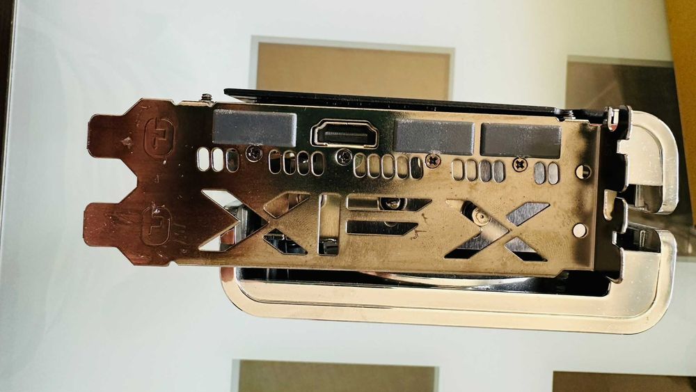 GPU XFX Thicc III Ultra RX5700XT 8gb como nova, na caixa de origem