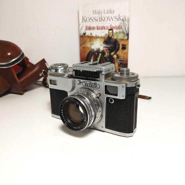 Radziecki dalmierzowy aparat fotograficzny KIEV 4 lens Jupiter 8M