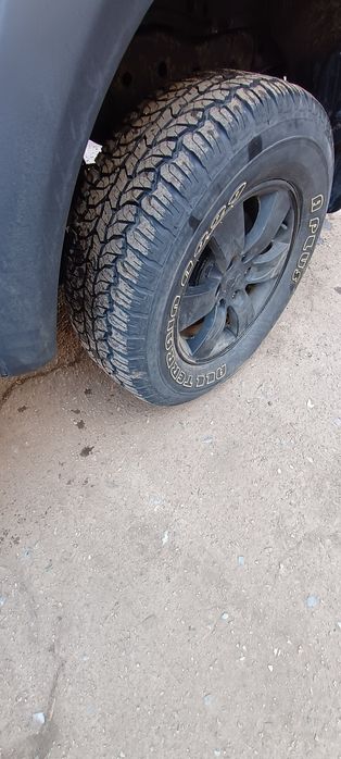 Mitsubishi L200  в ідеальному стані