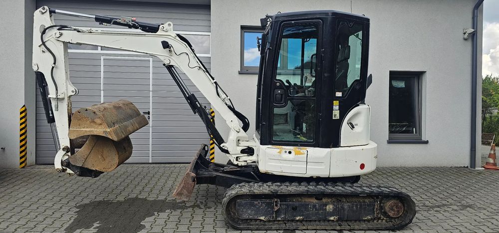 Caterpillar mini koparka CAT 304E2 304 E 2 szybkozłącze + 3 łyżki  BLAC WEEK CATERPILLAR 304E2 szybkozłącze + 3 łyżki