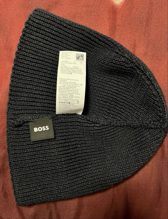 Oryginalna czapka zimowa BOSS