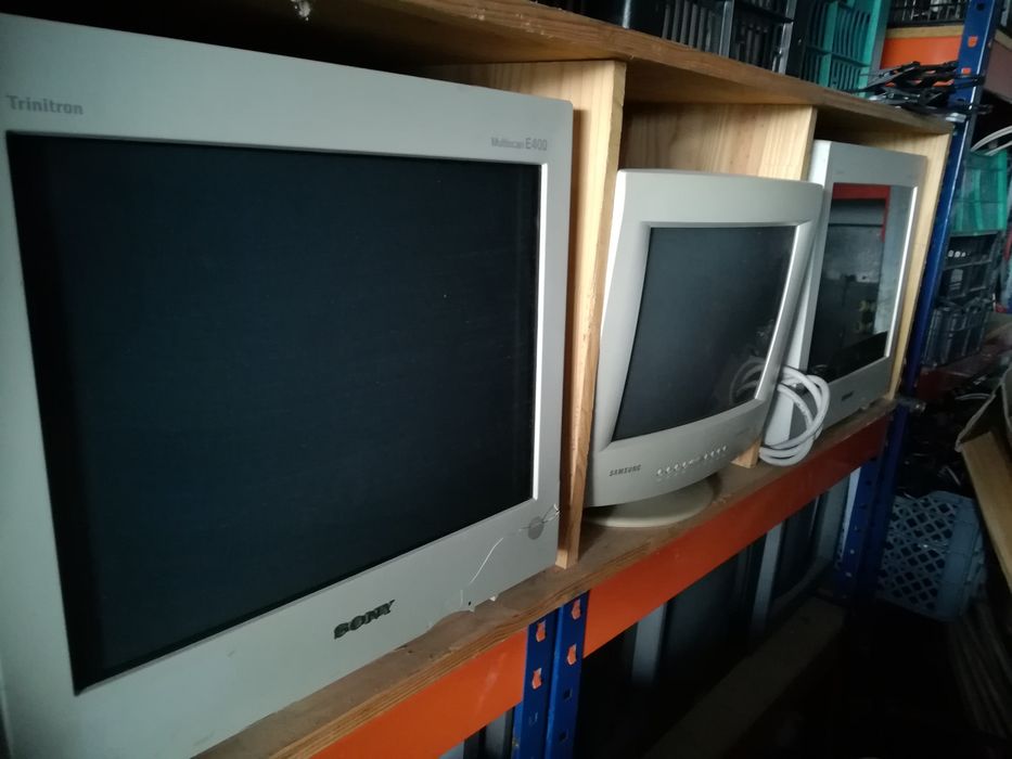 Sony Computer Monitors64751091710210121