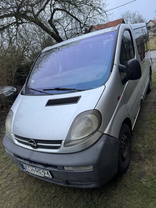 Opel Vivaro 2004 1.9 tdi 9 osobowy