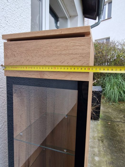 Szafka witryna szklane fronty