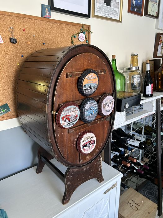 Garrafeira Bar Barril Madeira com porta