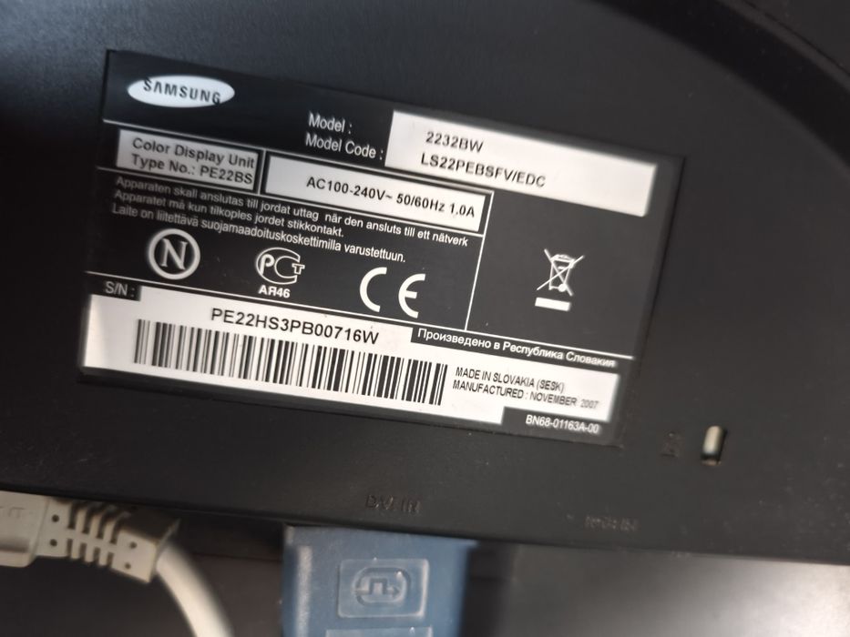 Dell Xeon X560 12GB RAM GTX 650 TI Monitor 22 Mysz Rival 3