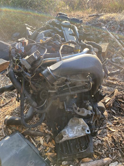 Motor e caixa Peugeout 407