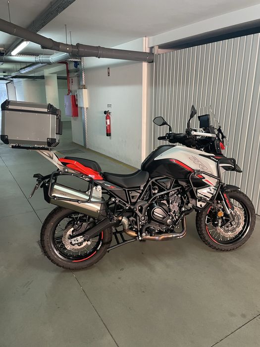 Benelli Trk 702 x