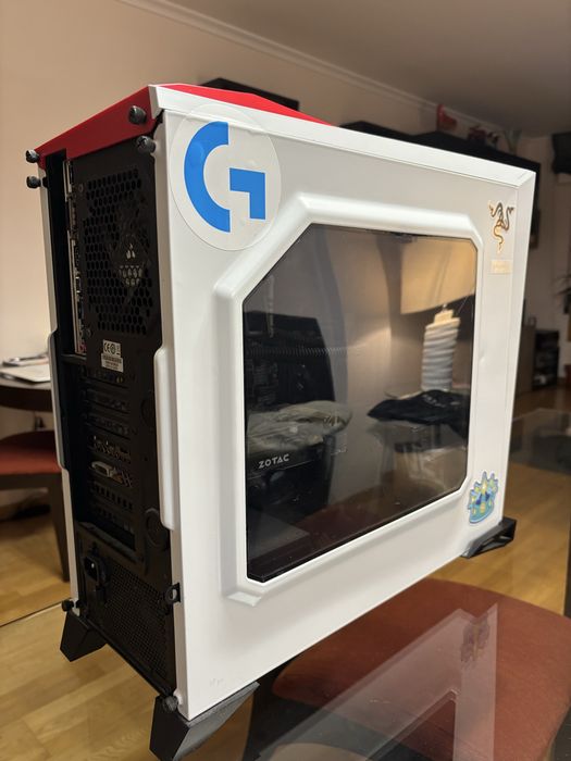 PC Gamer i7-7700k / RTX 1060 6GB