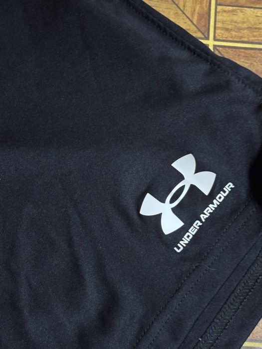 Under armour шорти