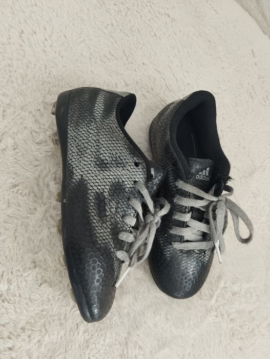 Buty piłkarskie, korki r. 29/30 Adidas