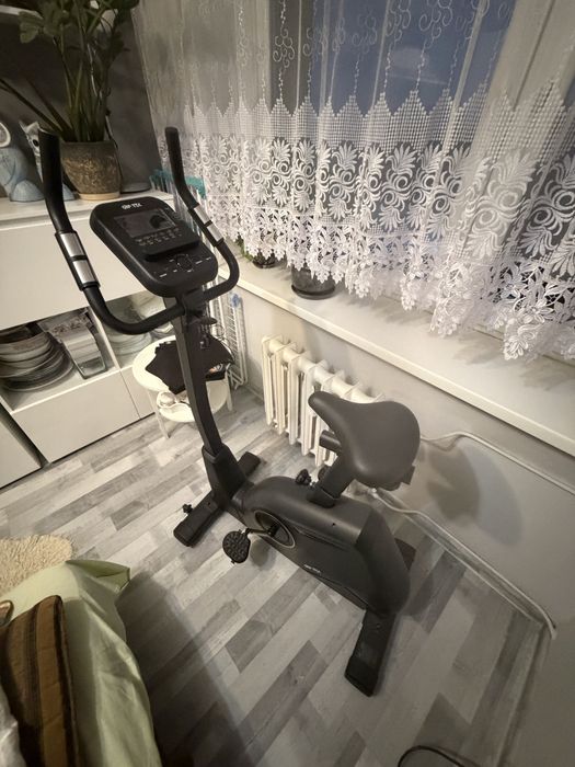 Rower stacjonarny elektromagnetyczny