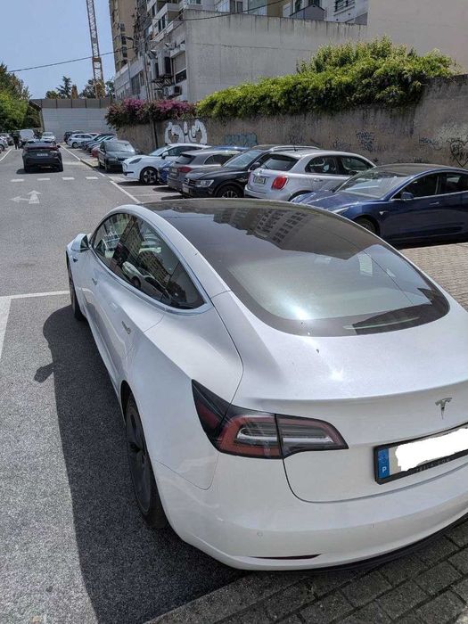 Vendo empresa TVDE com 2 Teslas