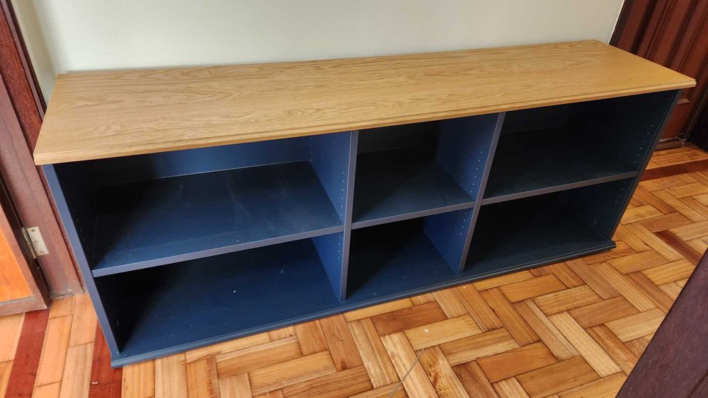 Móvel TV Ikea azul preto