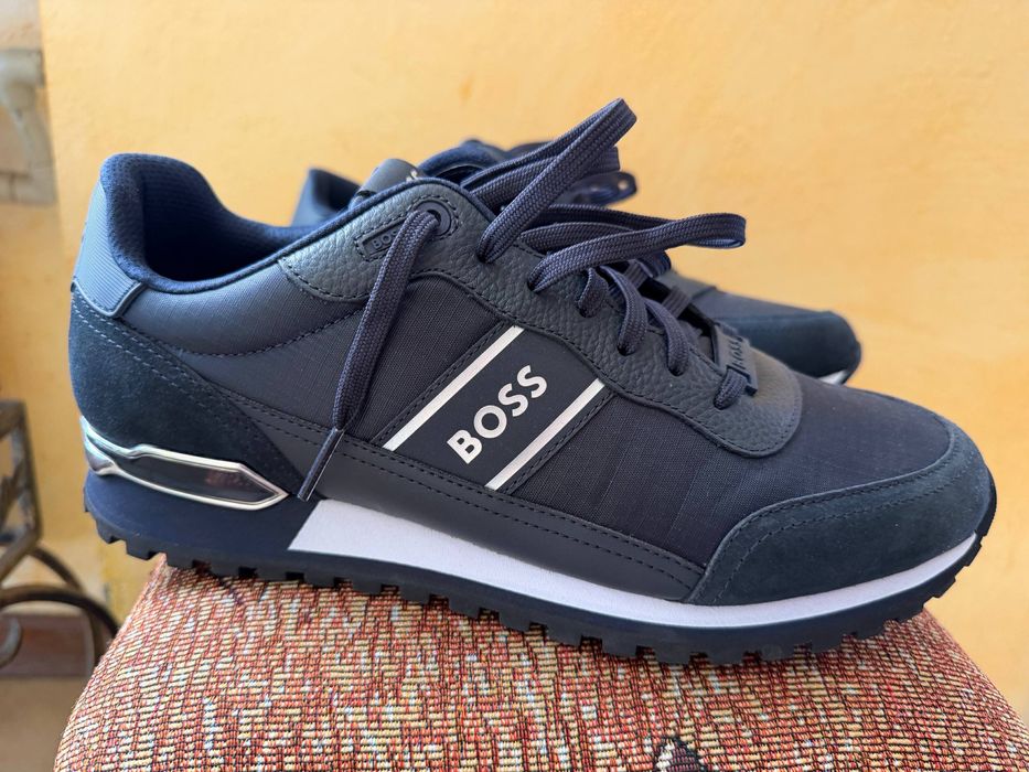 Кроссовки Boss  оригинал продам