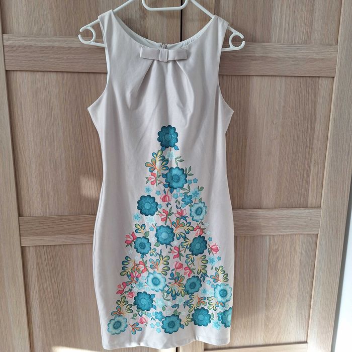 Sukienka letnia 38 bezowa mini