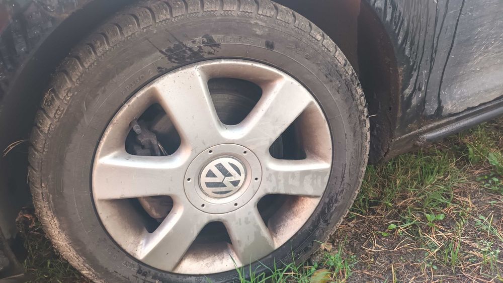 Alufelgi 16” 5x112 + opony zimowe Dębica Frigo 205/55 R16 VW Touran