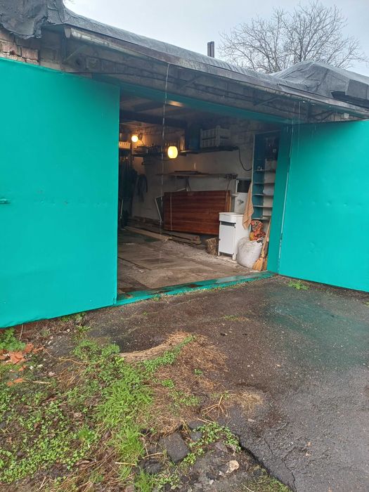 Продам гараж в товаристві Ніва