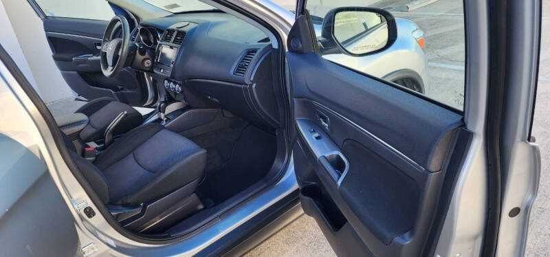 2019 Mitsubishi Outlander Sport\ASX