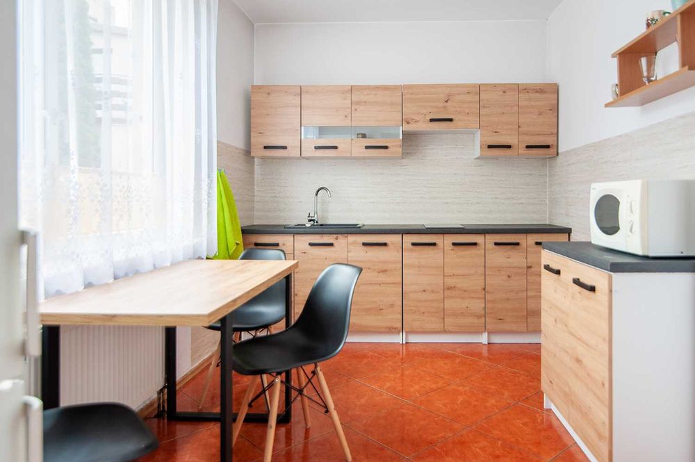 Pokoje 1-osobowe (media wliczone w cenę)  Częstochowa Centrum