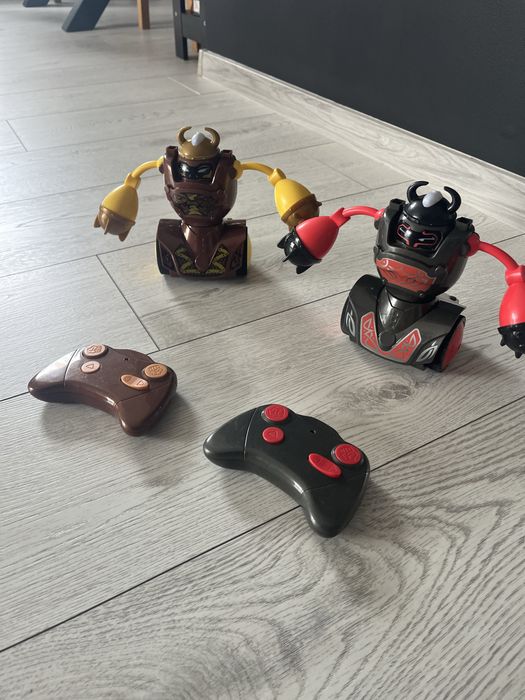 Silverlit Ycoo Confezione da 2 robot Kombat Viking