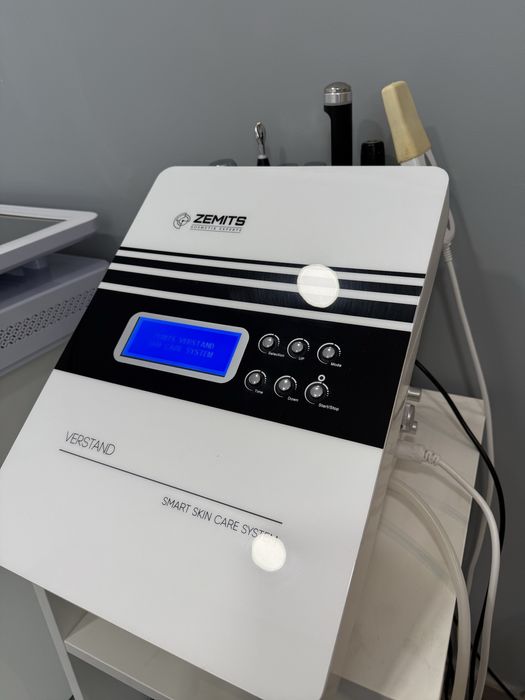 Косметологічний комбайн Zemits 8в1